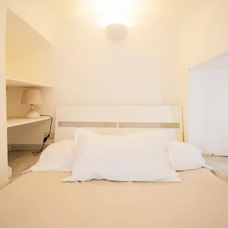 Big Flat In Center With Balcony Διαμέρισμα Κατάνια