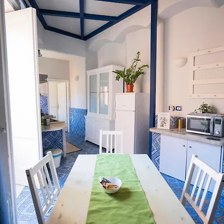 Big Flat In Center With Balcony Διαμέρισμα Κατάνια